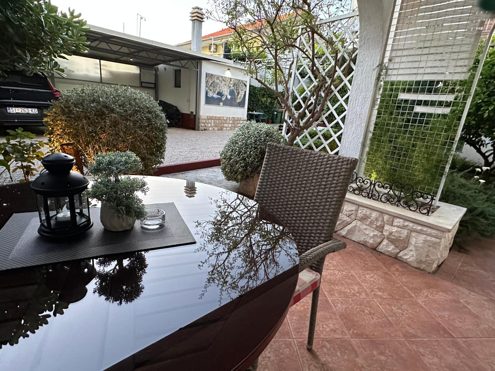 Apartments - Rooms Vesna Primosten Exterior photo